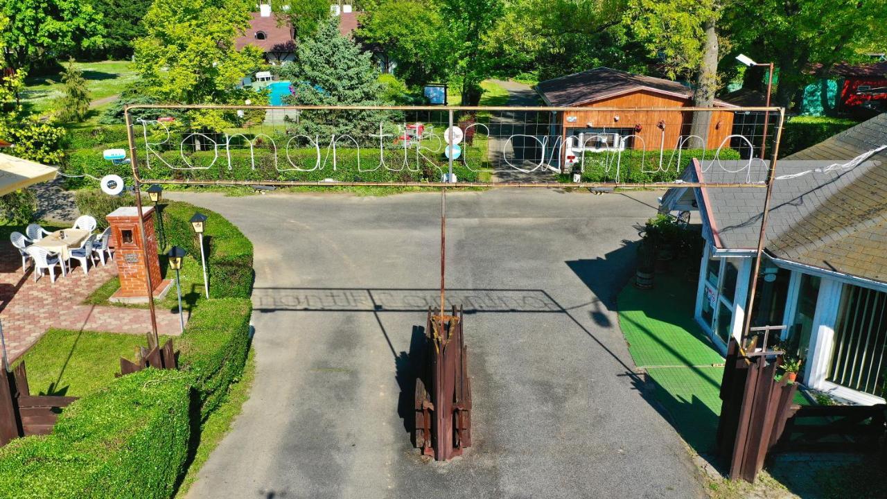 Romantik Camping Es Panzio Bük 외부 사진